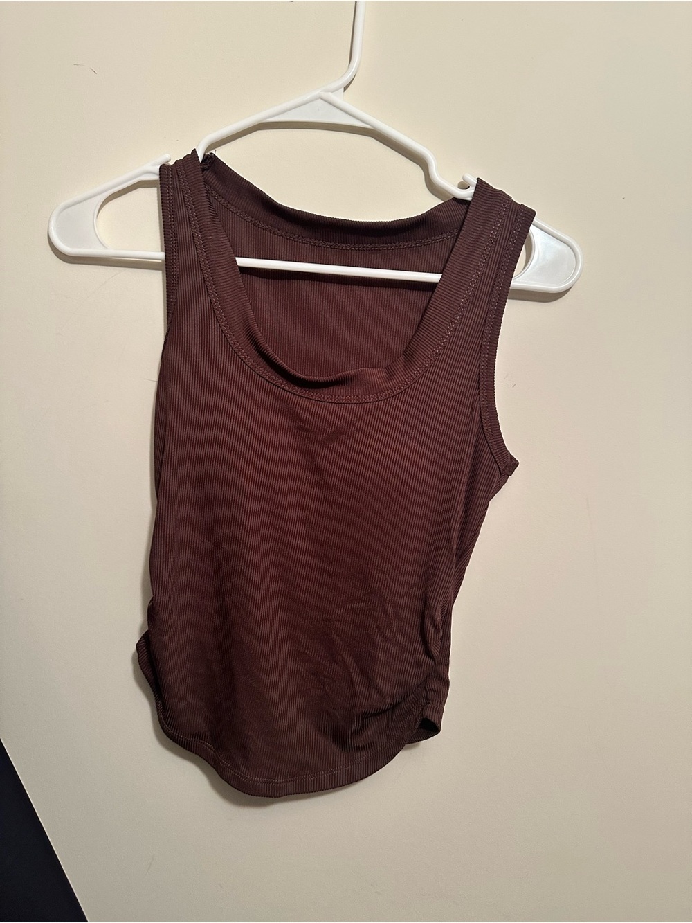 🌴shein tank with padded cups